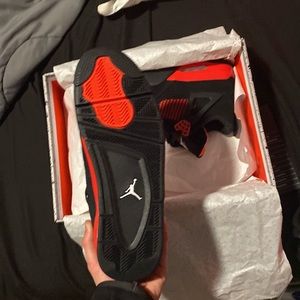 Jordan 4 Red thunder- brand new size 10